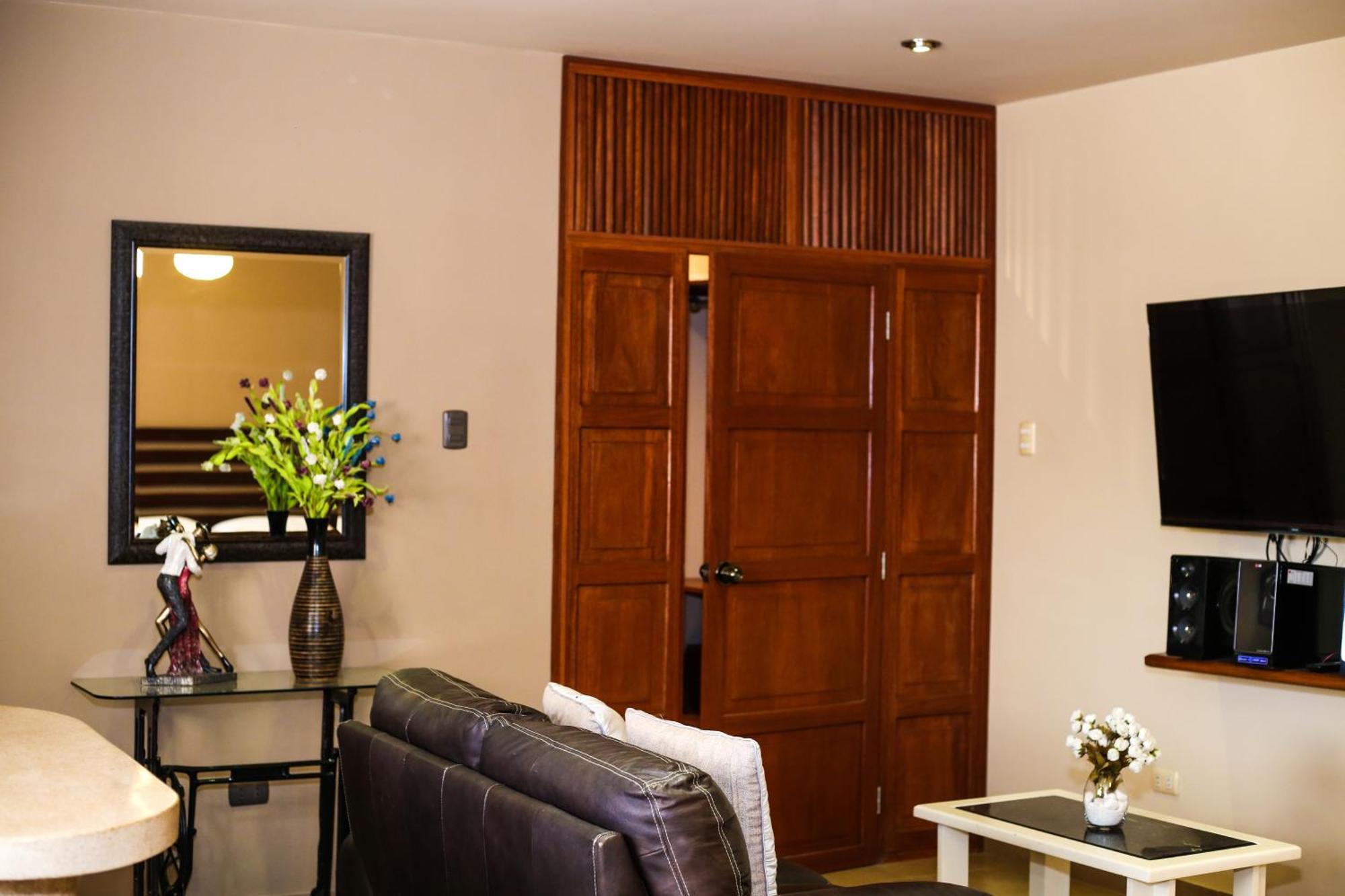 צ'ינצ'ה אלטה Apart Hotel El Canaveral מראה חיצוני תמונה