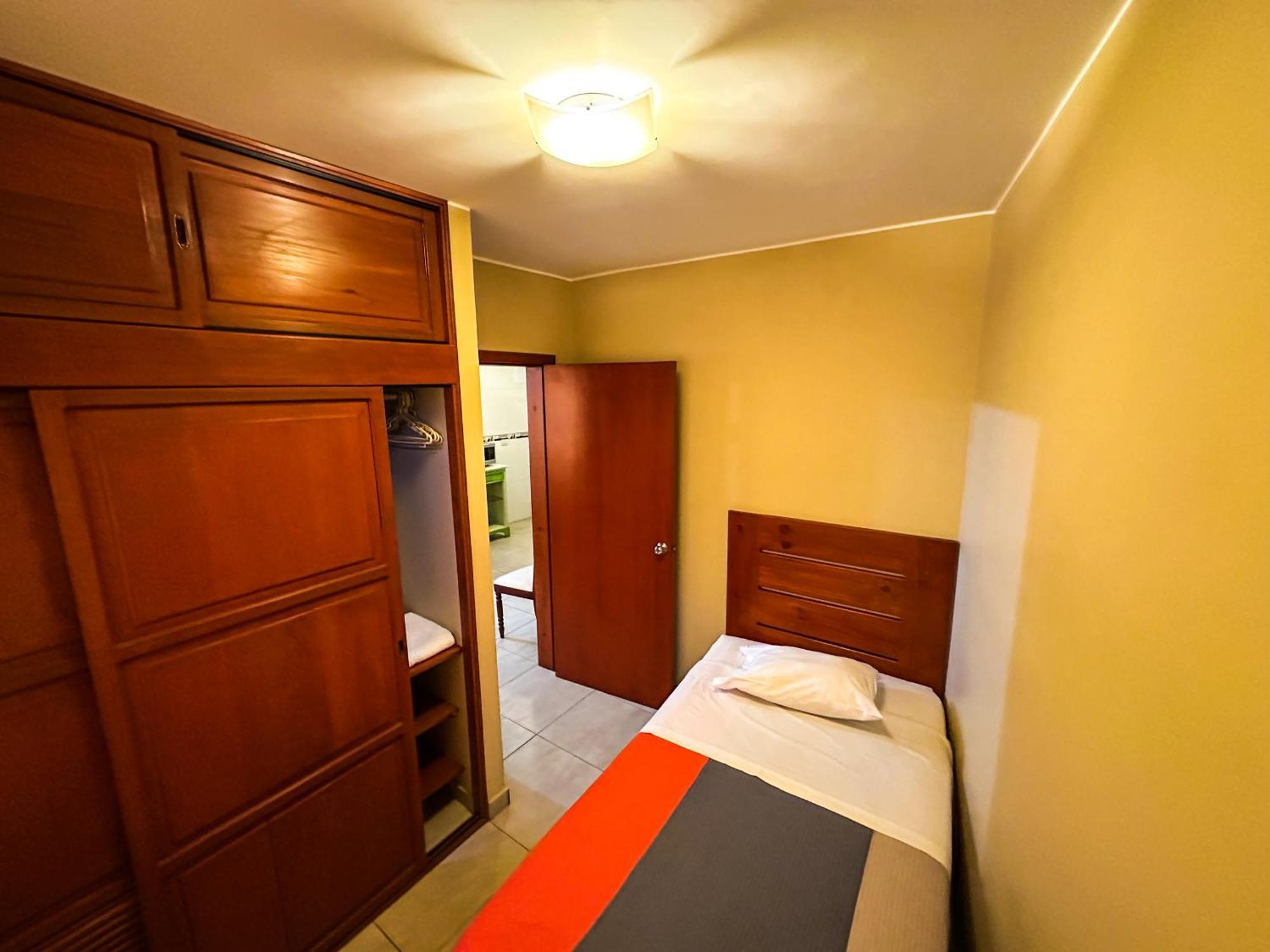צ'ינצ'ה אלטה Apart Hotel El Canaveral מראה חיצוני תמונה